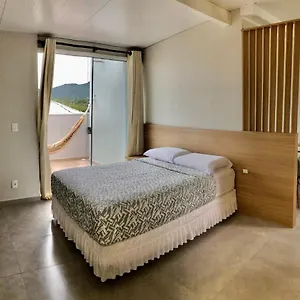 Apartamento Cobertura No Campeche Próx A Aero E Praias Do Sul, Florianópolis